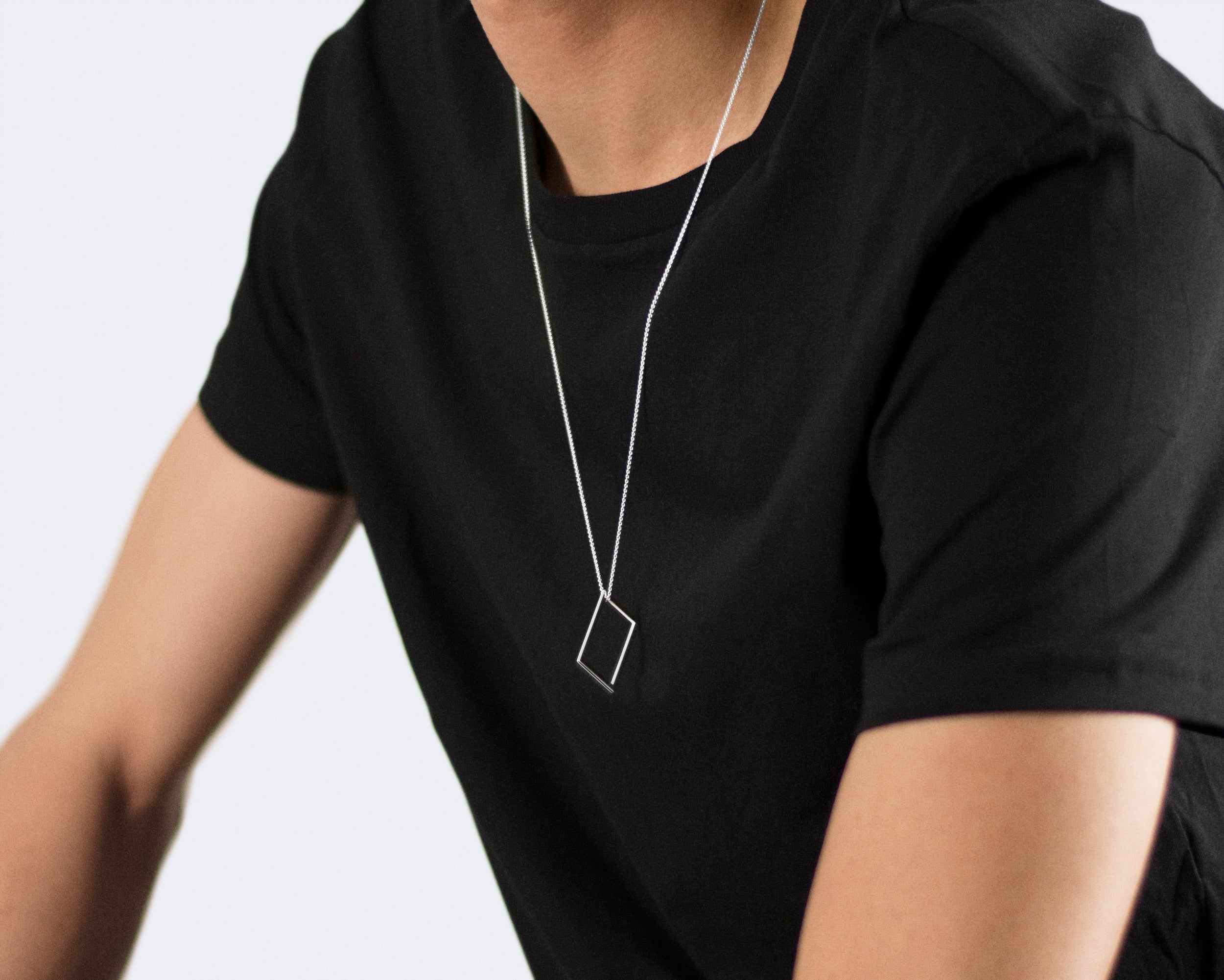 rectangle necklace 2.6g